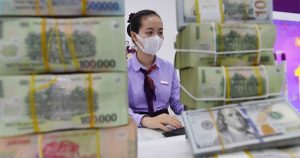 Bảng lương nhân viên ngân hàng nửa đầu năm 2026: Nơi tăng sốc 68%, nơi bốc hơi 21%